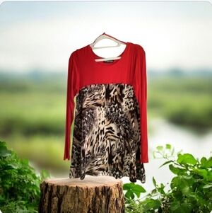 Misnca top red & 🐆 leopard print beads XL stretchy great for Fall & wint